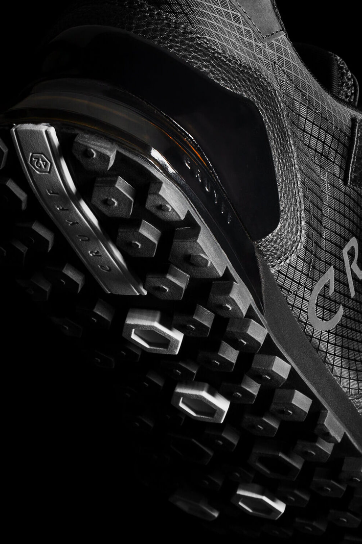 Superbia Sneaker*