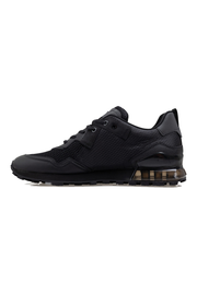 Superbia Sneaker*