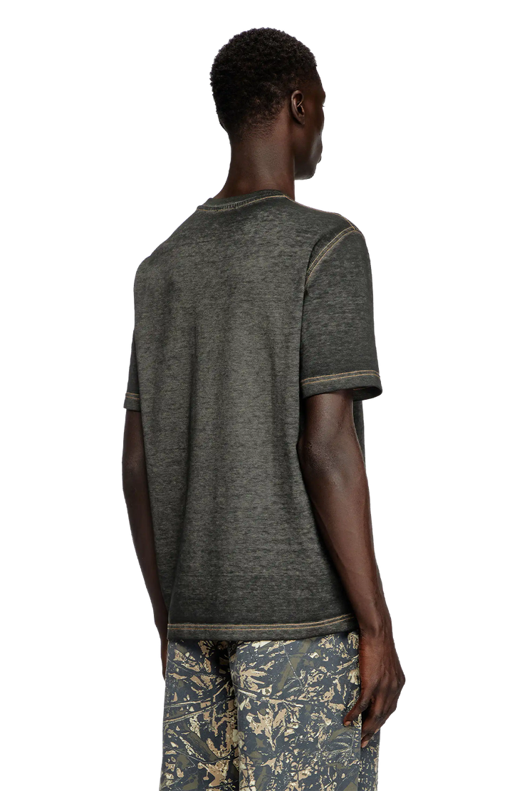 T-Adjust R18 T-Shirt*