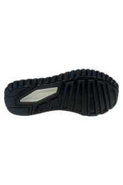Absolute Sneaker*