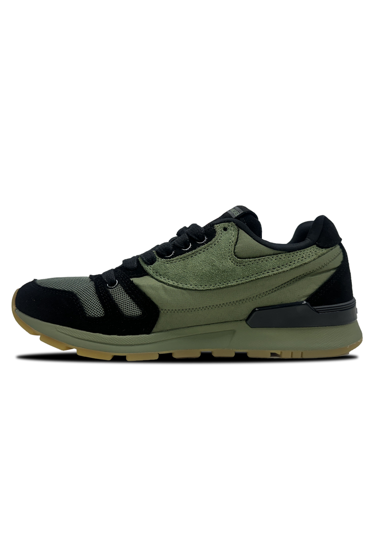 Absolute Sneaker*