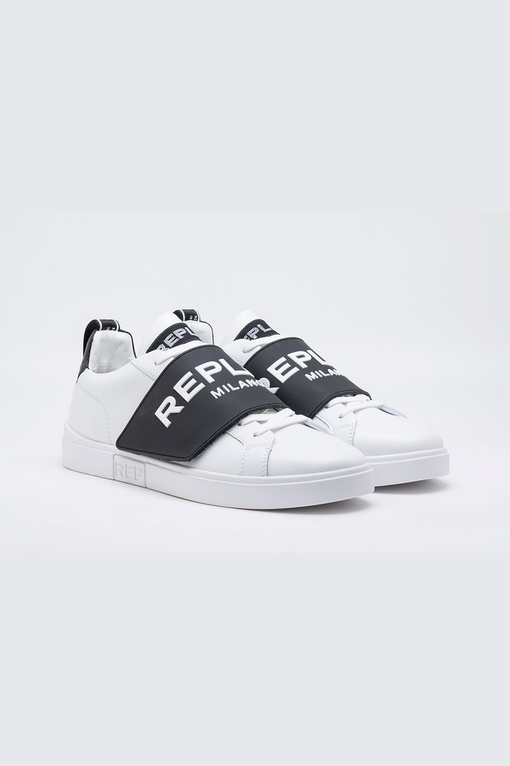 Polys Strap Sneaker*